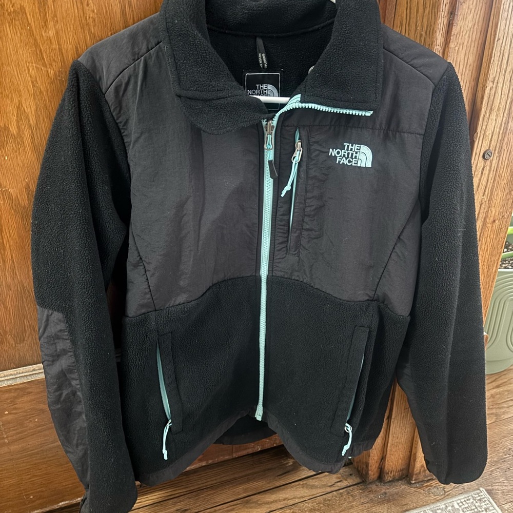 The North Face Black Jacket - Picture 2 of 7